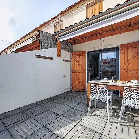 Hébergement de vacances Les Maisons De La Plage-12 By Interhome Le Grau-du-Roi