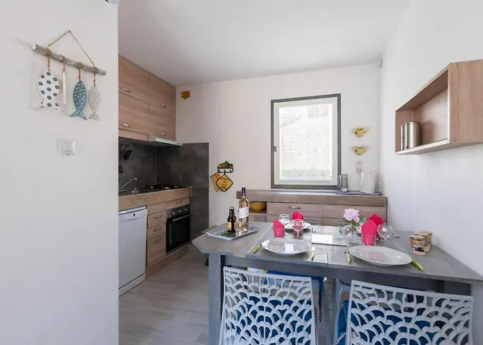 Les Maisons De La Plage-12 By Interhome *